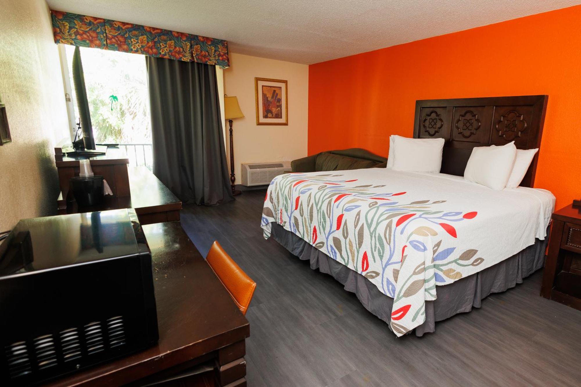 Garnet Inn & Suites, Orlando Room photo